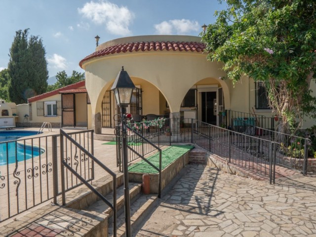 Villa with pool in Çatalköy, Kyrenia