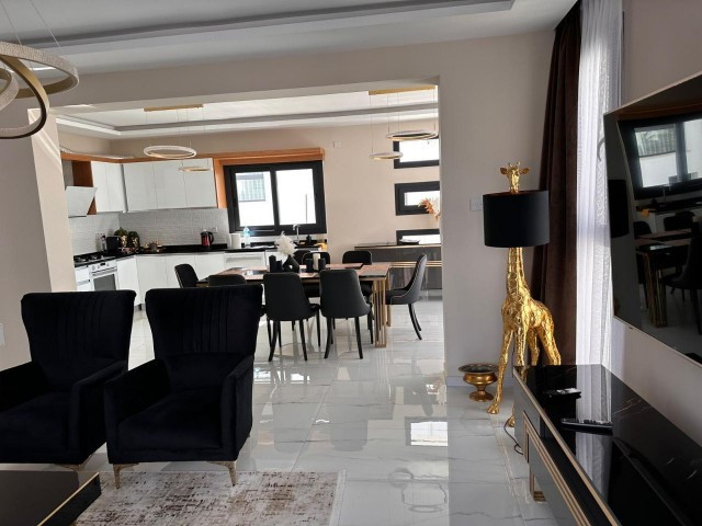 Yeni Bogazici 3+1 Villa Satılık