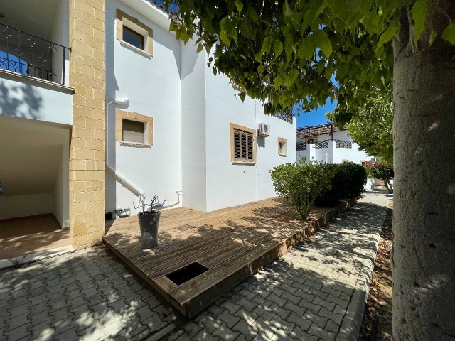 Walk to sea 2 bedroom apartment with terrace