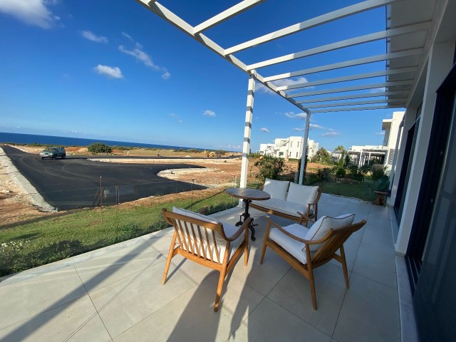 2 bedroom garden apartment in The Resort - fully furnished!