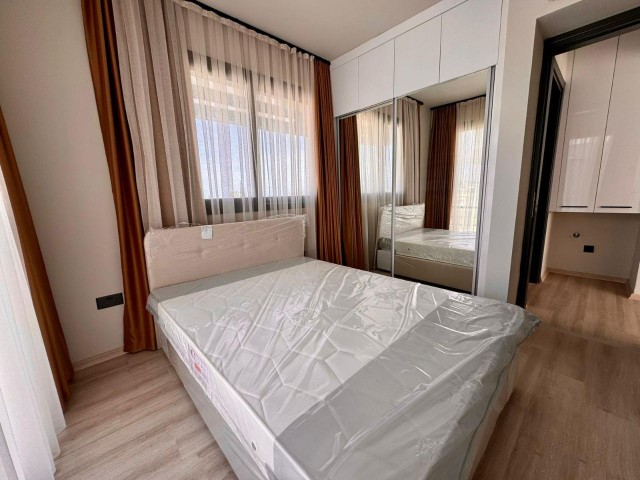 Penthouse mit 1 Schlafzimmer in toller Lage in Karşıyaka