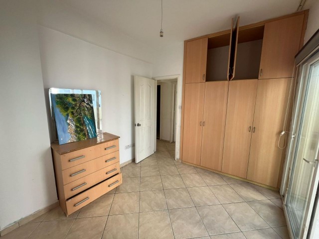 2+1 FLAT FOR SALE IN KYRENIA CENTRAL ASLANLI VILLA AREA