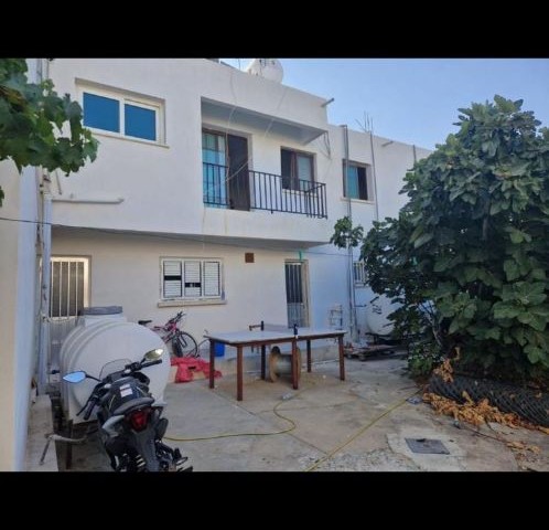 COMPLETE BUILDING FOR SALE IN GÖNYELİ 2 FLAT 1 GARDEN GROUND FLOOR