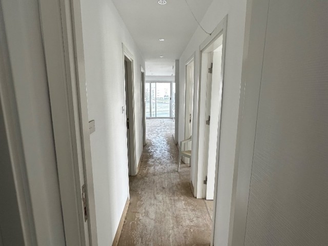 3+1 flat for sale in Nicosia Küçükkaymaklı