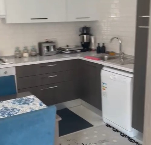 GÖNYELİDR FULLY FURNISHED 2+1 FLAT FOR SALE