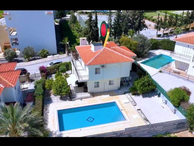 3+1 villa in a decent area in Iskele Safaköy!