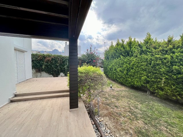 Kyrenia Çatalköy 4+2 Villa zu vermieten / Meerblick