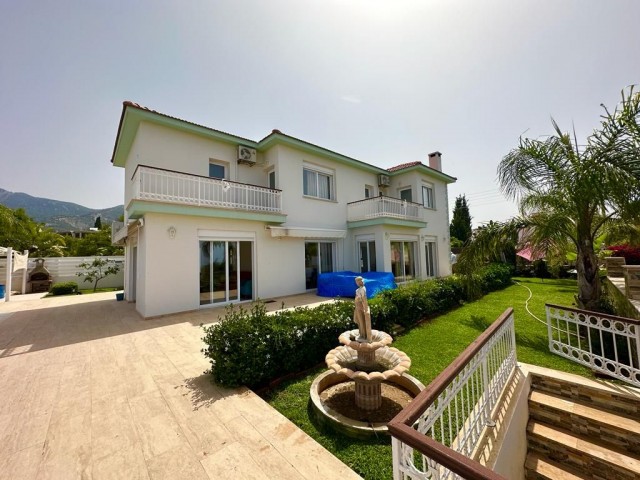 Luxury 3+1 villa for sale in Kyrenia, Catalko