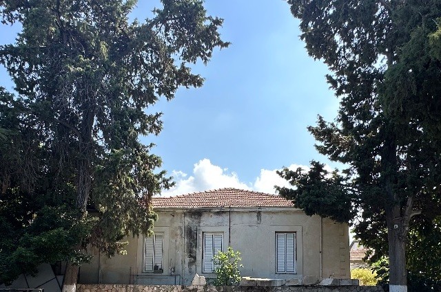 Old house in the center of Kyrenia, suitable for renovation