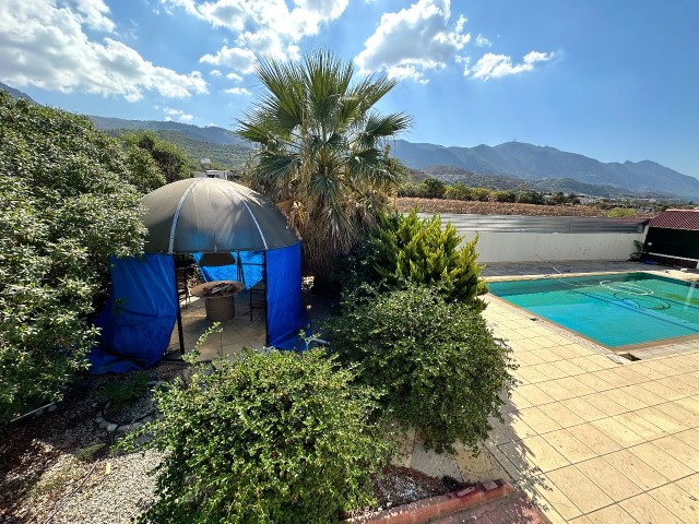 Girne, Alsancakta satılık manzaralı bungalow 