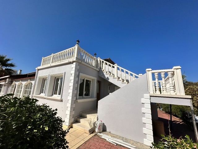 Girne, Alsancakta satılık manzaralı bungalow 