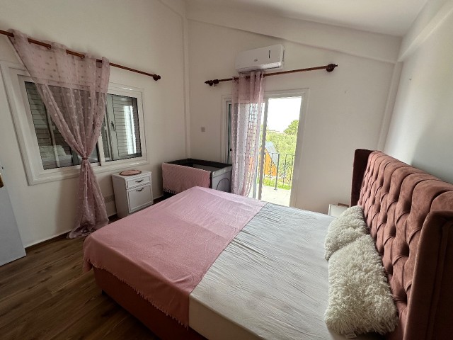 Lapta da kiralık havuzlu villa 