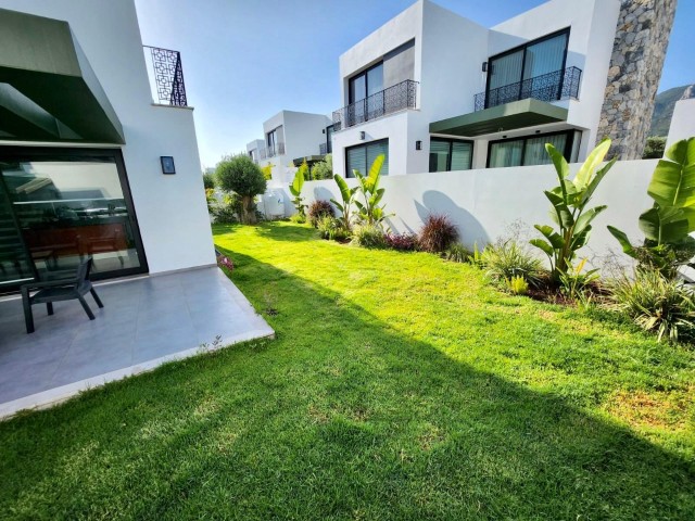 Girne Zeytinlik Satılık 3+1 Full Eşyalı Villa