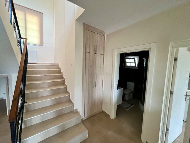 Girne Lapta Satılık 3+1 Villa / Full Eşyalı