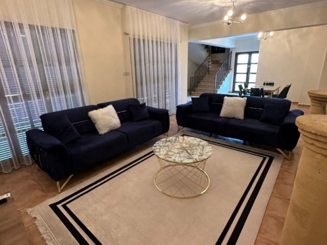 Kyrenia Çatalköy Daily Rental 4+1 Villa