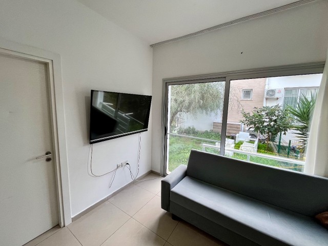 Kyrenia Alsancak 1+1 Wohnung zu vermieten / Bahçeli