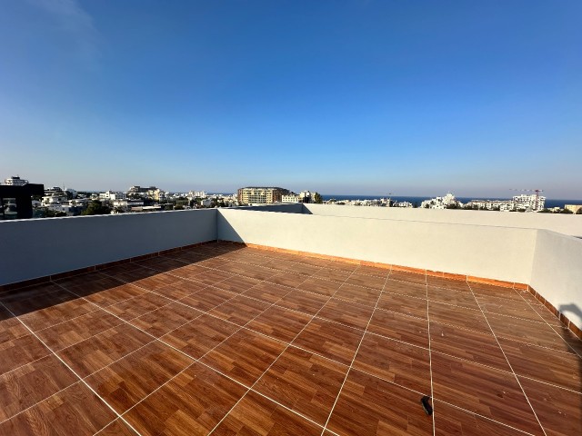 Flaches Penthouse zur Miete im Zentrum von Kyrenia