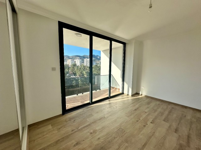 Flat penthouse for rent in Kyrenia center