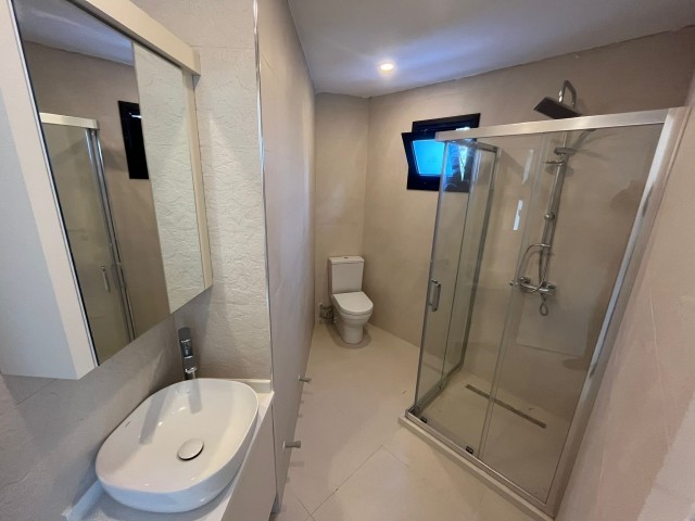 Girne Satılık 4+3 Lüks Villa / Özel Yüzme Havuzlu