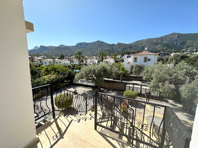 2+1 apartment for rent close to ESK with shared pool, very clean and with a beautiful view