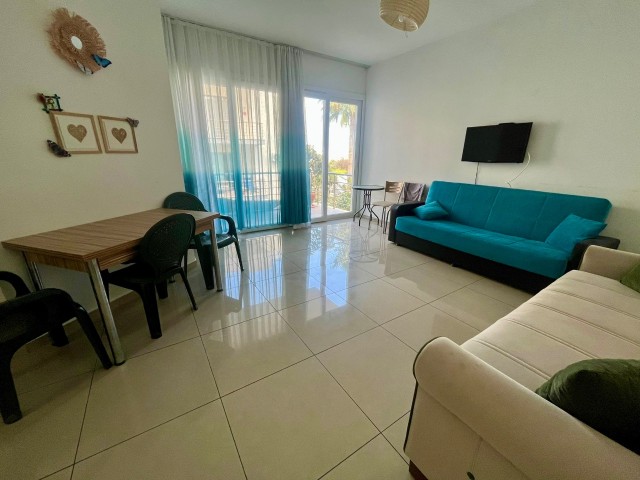 2+1 möblierte Wohnung zum Verkauf in Kyrenia Lapta / Gelegenheitspreis!