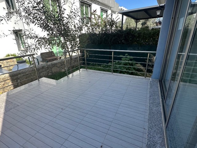 Satılık villa 3+2 Girne 