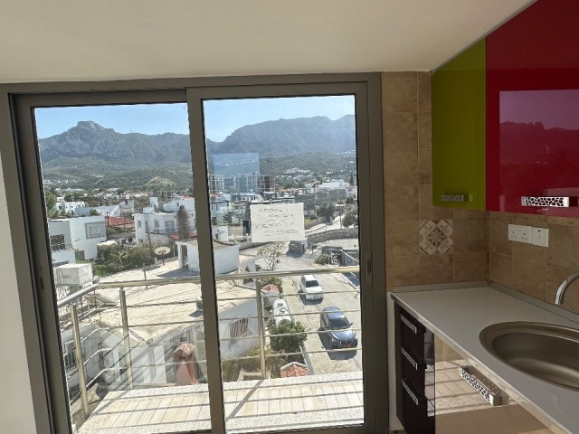 Villa zum Verkauf 3+2 Kyrenia