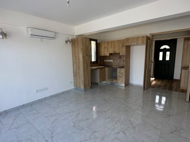 Satılık villa 3+2 Girne 