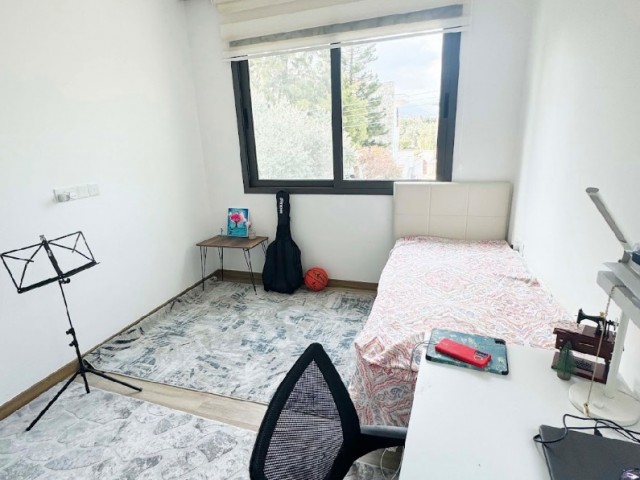 2+1 voll möblierte Wohnung zum Verkauf in Kyrenia Bellapais