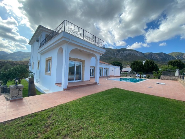 4+2 Villa for sale in Bellapayis with amazing sea, nature, mountains and city view's