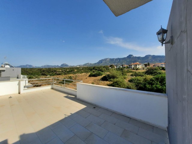 Komplett möblierte 3+1 Villa zur Miete in Kyrenia Çatalköy / Meerblick