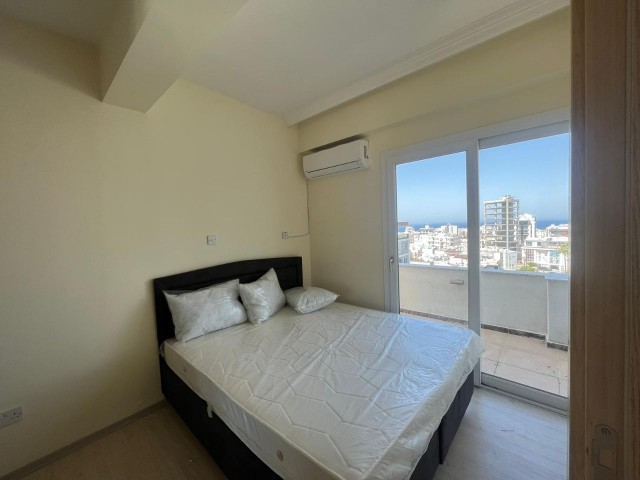 KYRENIA CENTER PENTHOUSE ZU VERKAUFEN 2+1