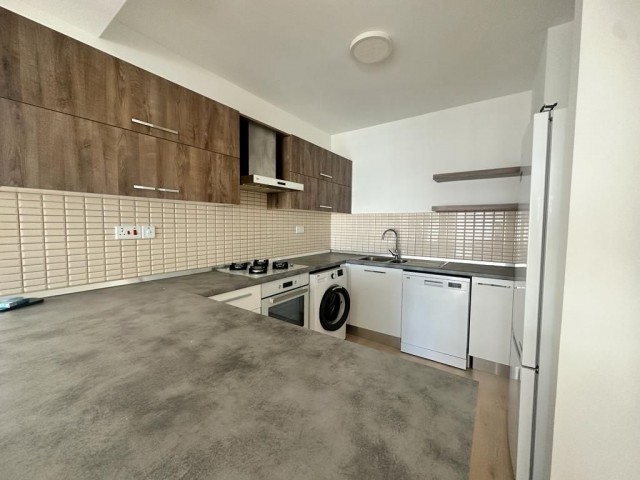 2+1 FLAT FOR SALE IN KYRENIA CENTER