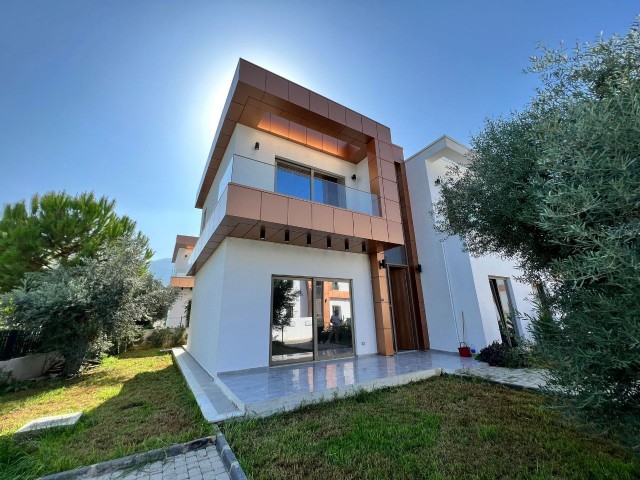 186 m2 villa for sale in Ozanköy 370.000 STG / 0548 823 96 10