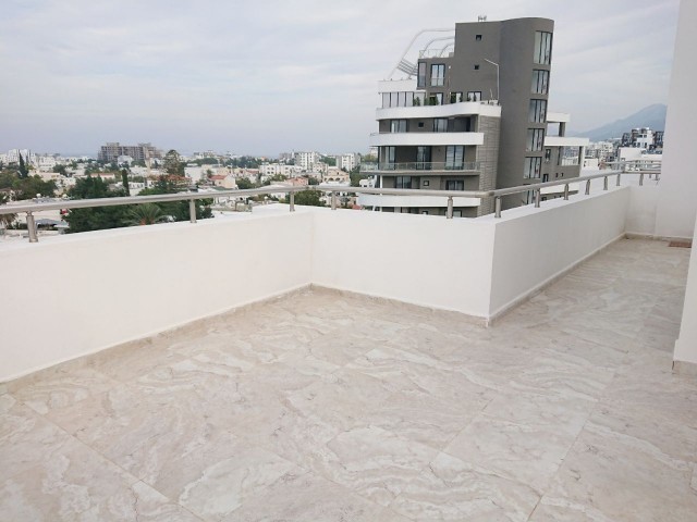 2+1 FLAT FOR SALE IN KYRENIA CENTER