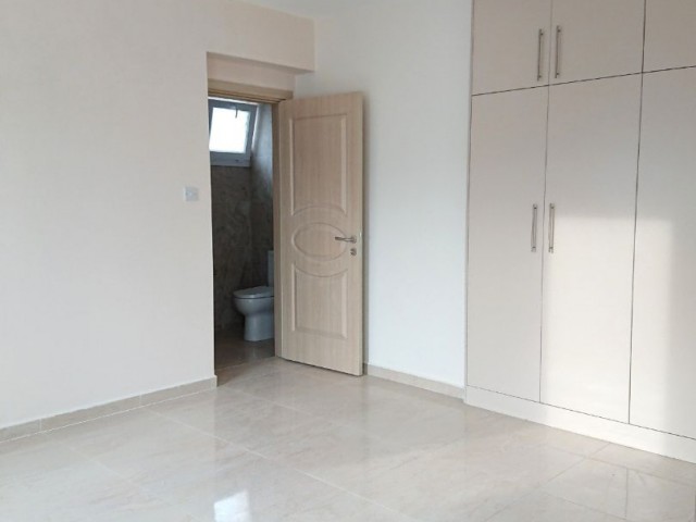 2+1 FLAT FOR SALE IN KYRENIA CENTER