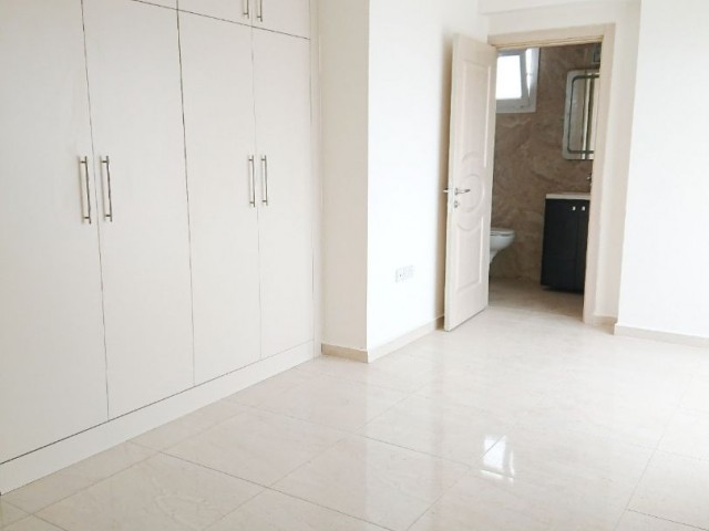 2+1 FLAT FOR SALE IN KYRENIA CENTER