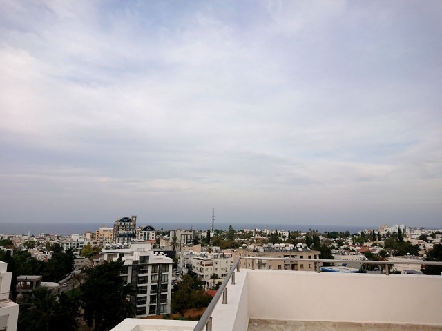 2+1 FLAT FOR SALE IN KYRENIA CENTER