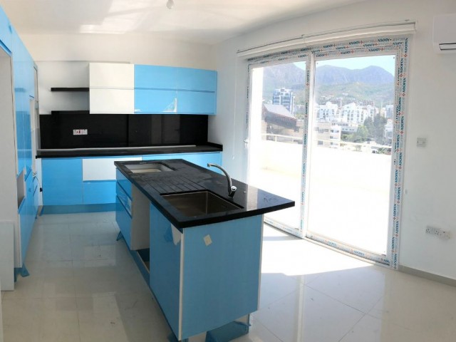 3+1 FLAT FOR SALE IN KYRENIA CENTER