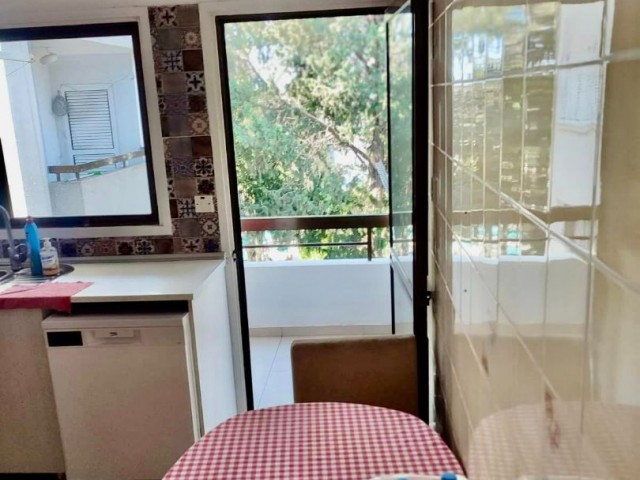 3+1 FLAT FOR SALE IN KYRENIA CENTER