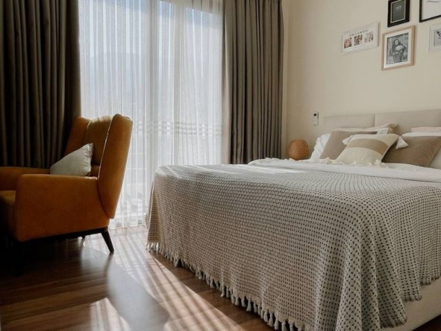 آپارتمان 2+1 کاملا مبله برای فروش در یک سایت نوساز در مرکز آلسانجاک 142.000 STG / +90 542 884 2944