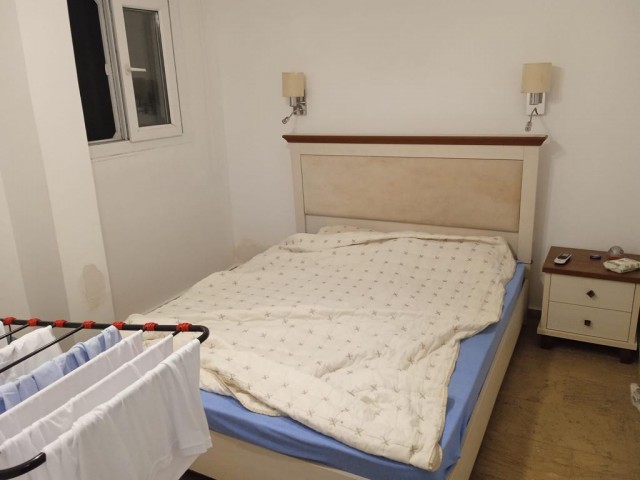 1+1 Fırsat apartment in Kyrenia Center