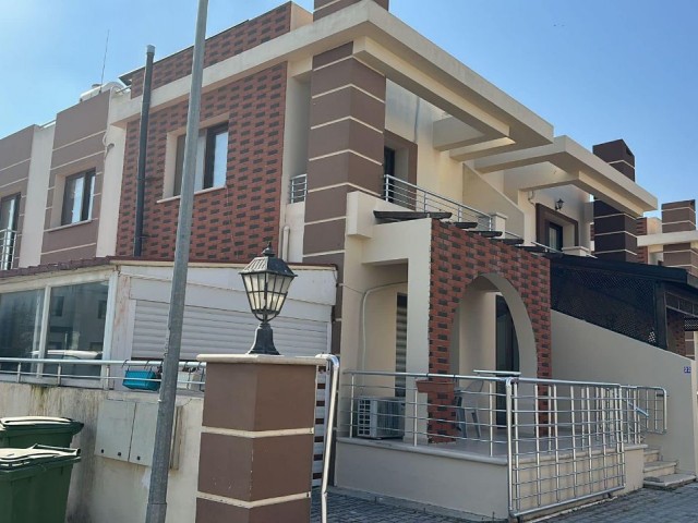 3+1 DETACHED HOUSE FOR SALE IN NICOSIA GÖNYELİ