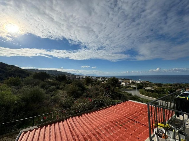 FOR SALE  1 BEDROOM APARTMENT - ESENTEPE