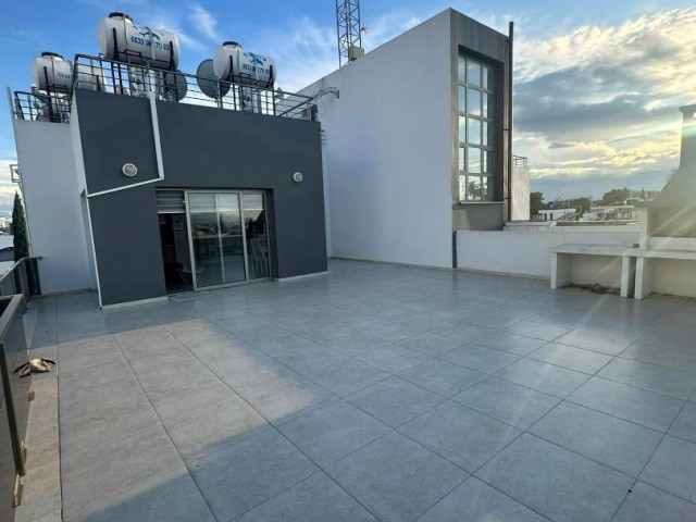 LEFKOŞA GÖÇMENKÖY SATILIK 2+1 PENTHOUSE