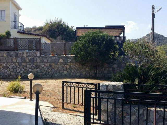 3+1 furnished villa in Karşıyaka 800 STG / 0548 823 96 10