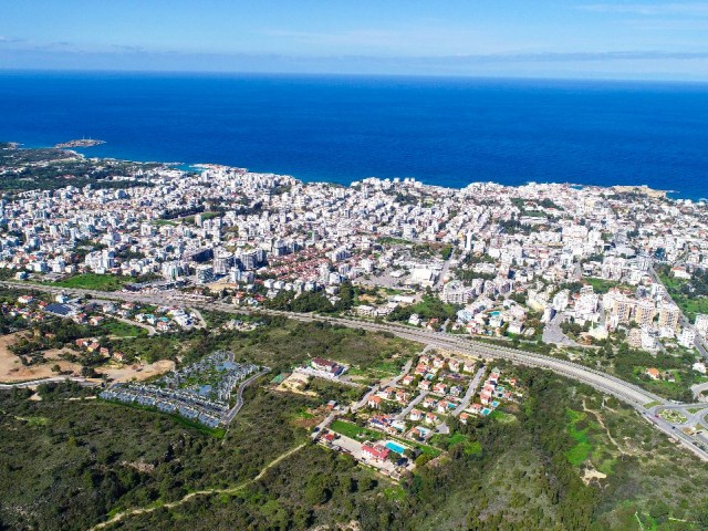 Girne merkezde 3+1 256 m2 site içerisinde 187.500 STG peşinat ile Türk Malı villalar...