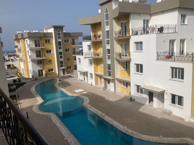 1+1 flat with shared pool for sale in Alsancak 92.400 STG / 0548 823 96 10