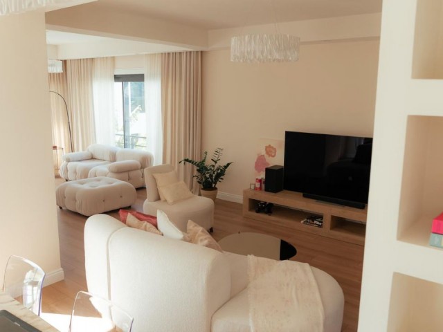 3+1 furnished villa in Çatalköy 450.000 STG / 0548 823 96 10