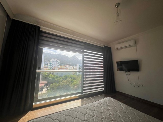 Flat To Rent in Girne Merkez, Kyrenia